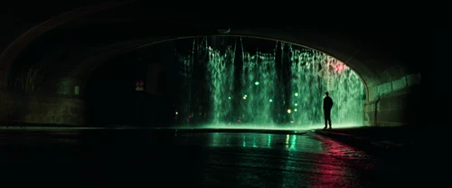 Still frame 47 from The Matrix (1999) directed by Lana Wachowski, Lilly Wachowski
