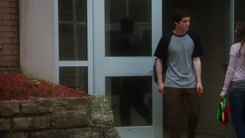 Still frame 159 from The Perks of Being a Wallflower (2012) directed by Stephen Chbosky
