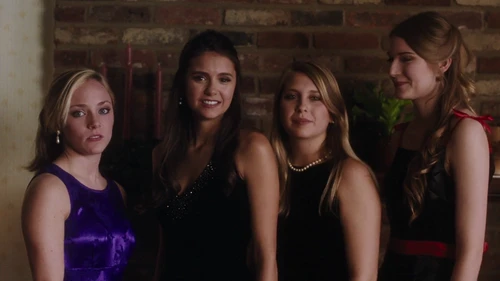 Still frame 198 from The Perks of Being a Wallflower (2012) directed by Stephen Chbosky