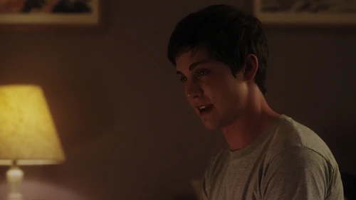 Still frame 205 from The Perks of Being a Wallflower (2012) directed by Stephen Chbosky
