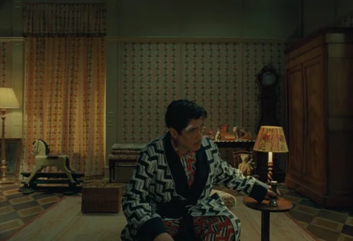 Still frame 107 from The Phoenician Scheme (2025) directed by Wes Anderson