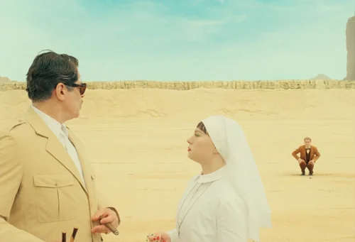 Still frame 135 from The Phoenician Scheme (2025) directed by Wes Anderson