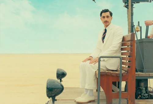 Still frame 141 from The Phoenician Scheme (2025) directed by Wes Anderson