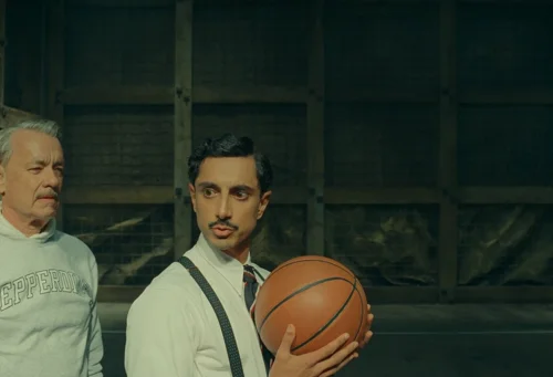 Still frame 163 from The Phoenician Scheme (2025) directed by Wes Anderson