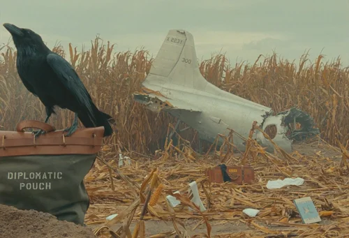 Still frame 13 from The Phoenician Scheme (2025) directed by Wes Anderson