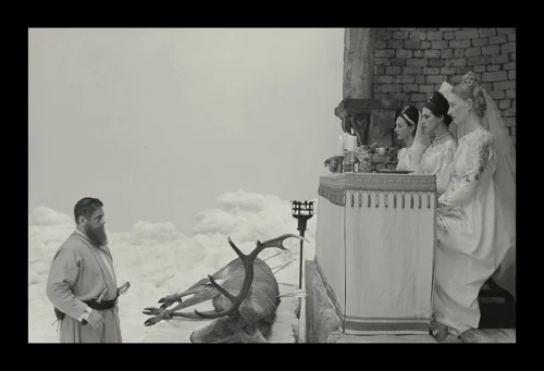 Still frame 186 from The Phoenician Scheme (2025) directed by Wes Anderson