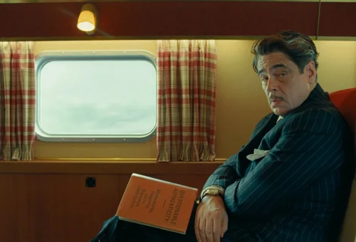 Still frame 190 from The Phoenician Scheme (2025) directed by Wes Anderson