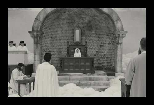 Still frame 242 from The Phoenician Scheme (2025) directed by Wes Anderson