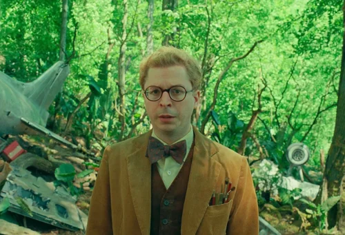 Still frame 296 from The Phoenician Scheme (2025) directed by Wes Anderson