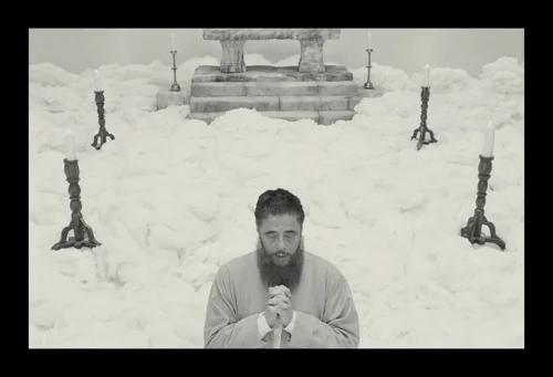 Still frame 307 from The Phoenician Scheme (2025) directed by Wes Anderson