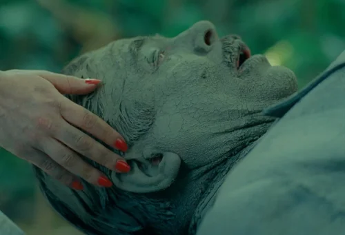 Still frame 311 from The Phoenician Scheme (2025) directed by Wes Anderson