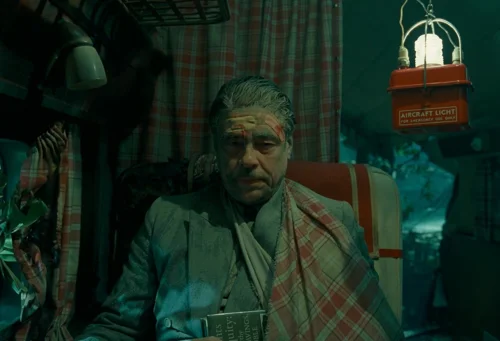 Still frame 320 from The Phoenician Scheme (2025) directed by Wes Anderson