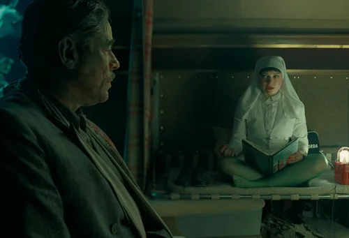 Still frame 321 from The Phoenician Scheme (2025) directed by Wes Anderson