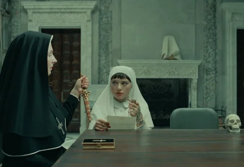 Still frame 338 from The Phoenician Scheme (2025) directed by Wes Anderson