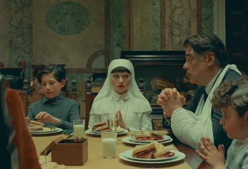 Still frame 356 from The Phoenician Scheme (2025) directed by Wes Anderson