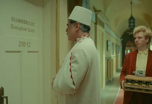 Still frame 363 from The Phoenician Scheme (2025) directed by Wes Anderson