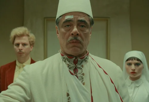 Still frame 365 from The Phoenician Scheme (2025) directed by Wes Anderson