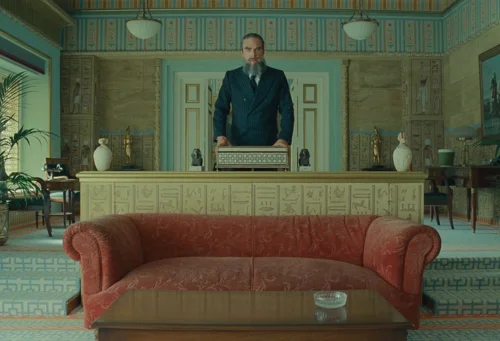 Still frame 369 from The Phoenician Scheme (2025) directed by Wes Anderson