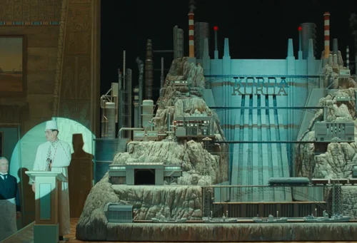 Still frame 391 from The Phoenician Scheme (2025) directed by Wes Anderson