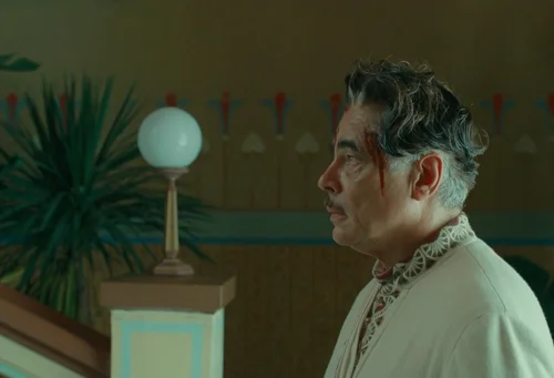 Still frame 400 from The Phoenician Scheme (2025) directed by Wes Anderson