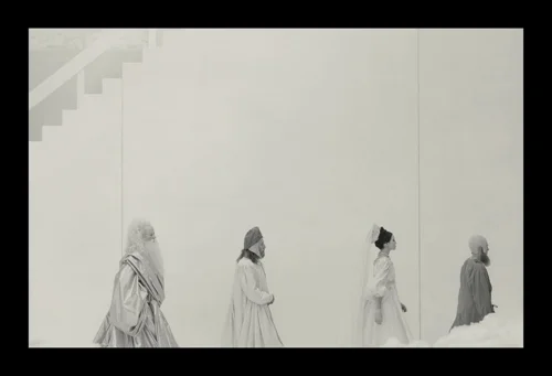 Still frame 413 from The Phoenician Scheme (2025) directed by Wes Anderson