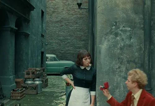 Still frame 425 from The Phoenician Scheme (2025) directed by Wes Anderson