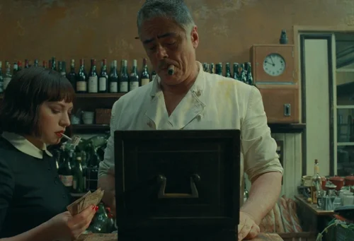 Still frame 428 from The Phoenician Scheme (2025) directed by Wes Anderson