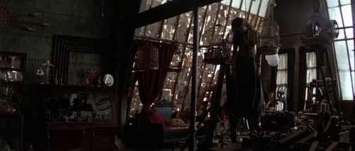 Still frame 97 from The Prestige (2006) directed by Christopher Nolan