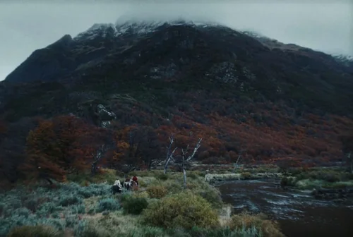 Still frame 24 from The Settlers (2023) directed by Felipe Gálvez Haberle