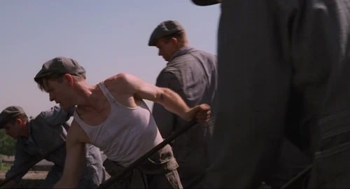 Still frame 103 from The Shawshank Redemption (1994) directed by Frank Darabont