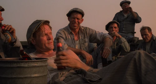 Still frame 119 from The Shawshank Redemption (1994) directed by Frank Darabont