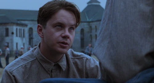 Still frame 123 from The Shawshank Redemption (1994) directed by Frank Darabont