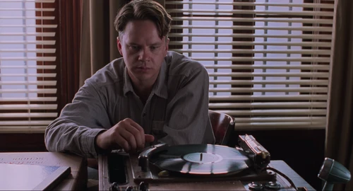 Still frame 216 from The Shawshank Redemption (1994) directed by Frank Darabont