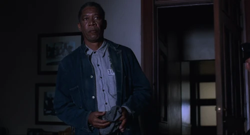 Still frame 17 from The Shawshank Redemption (1994) directed by Frank Darabont