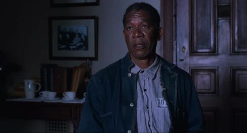 Still frame 19 from The Shawshank Redemption (1994) directed by Frank Darabont