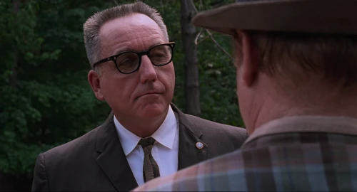 Still frame 242 from The Shawshank Redemption (1994) directed by Frank Darabont