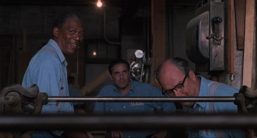 Still frame 260 from The Shawshank Redemption (1994) directed by Frank Darabont