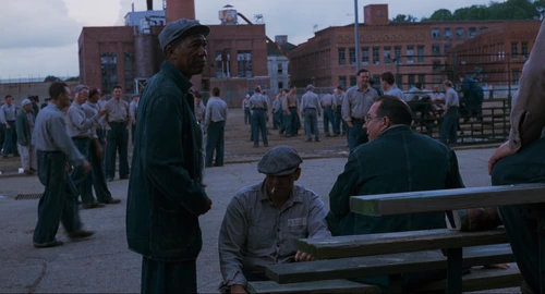 Still frame 23 from The Shawshank Redemption (1994) directed by Frank Darabont