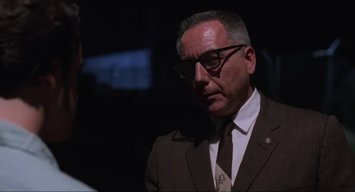 Still frame 300 from The Shawshank Redemption (1994) directed by Frank Darabont