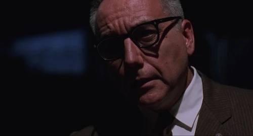 Still frame 301 from The Shawshank Redemption (1994) directed by Frank Darabont