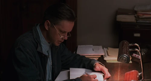 Still frame 324 from The Shawshank Redemption (1994) directed by Frank Darabont