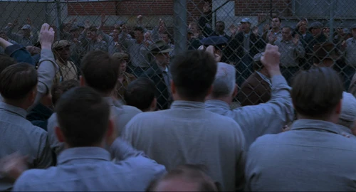 Still frame 34 from The Shawshank Redemption (1994) directed by Frank Darabont