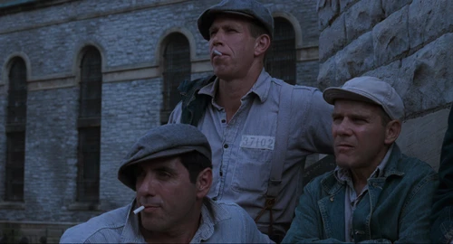 Still frame 36 from The Shawshank Redemption (1994) directed by Frank Darabont