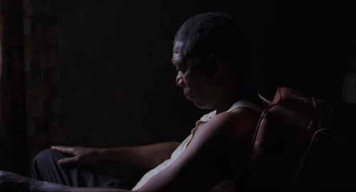 Still frame 393 from The Shawshank Redemption (1994) directed by Frank Darabont