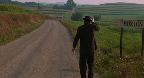Still frame 397 from The Shawshank Redemption (1994) directed by Frank Darabont