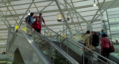 Still frame 89 from The Terminal (2004) directed by Steven Spielberg
