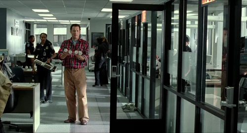 Still frame 147 from The Terminal (2004) directed by Steven Spielberg