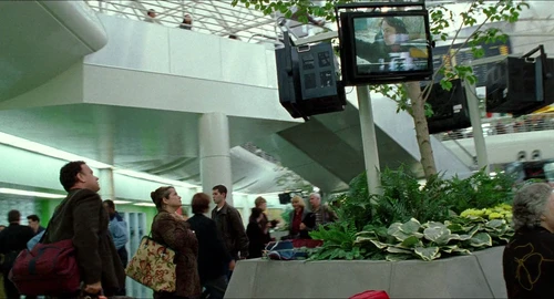 Still frame 19 from The Terminal (2004) directed by Steven Spielberg