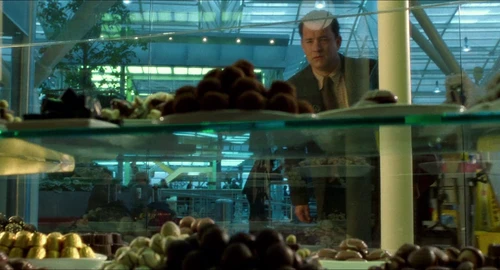 Still frame 40 from The Terminal (2004) directed by Steven Spielberg