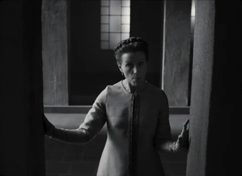 Still frame 32 from The Tragedy of Macbeth (2021) directed by Joel Coen